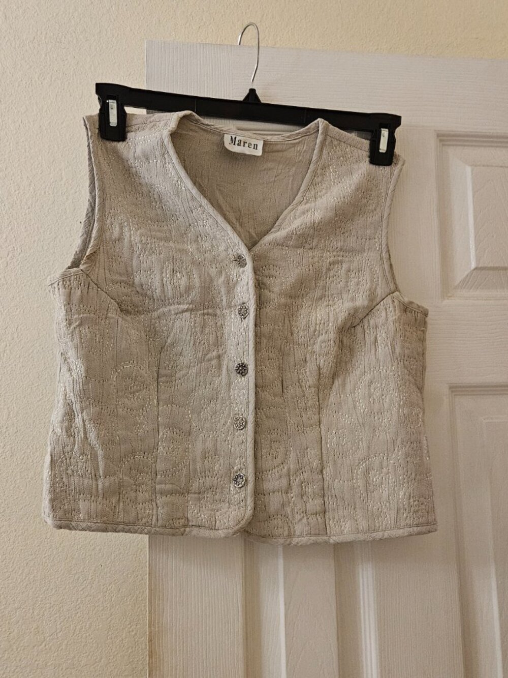 Maren Vintage Boho Embroidered creme button up Y2K Retro Vest XS/S 16 Inch Bust - Picture 2 of 10